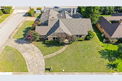 7126 Fernmeadow Circle, Dallas, TX 75248 - Photo 2