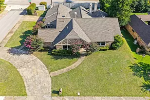 7126 Fernmeadow Cir, Dallas, TX 75248 - Photo 2