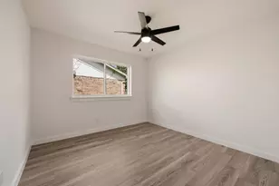 7528 Circle Dr, North Richland Hills, TX 76180 - Photo 20