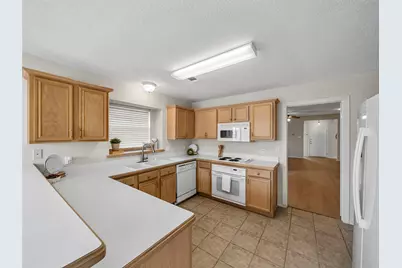 1108 Creekstone Drive, Carrollton, TX 75010 - Photo 10