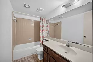 1722 Leicester St, Garland, TX 75044 - Photo 18