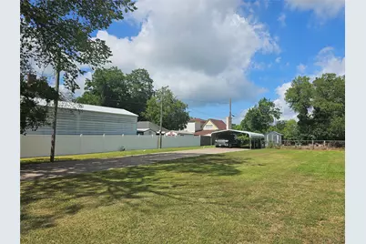 200 S Canton Street, Mexia, TX 76667 - Photo 4