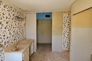 200 S Canton St, Mexia, TX 76667 - Photo 34