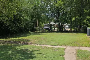 200 S Canton St, Mexia, TX 76667 - Photo 40