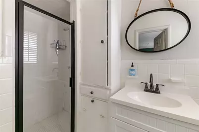 6422 Dunstan Lane, Dallas, TX 75214 - Photo 16