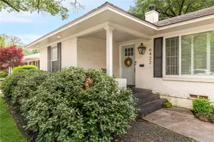 6422 Dunstan Ln, Dallas, TX 75214 - Photo 2