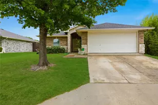 1648 Tampa Bay Dr, Dallas, TX 75217 - Photo 2