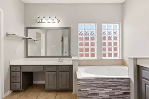 773 N Valley Pkwy, Lewisville, TX 75077 - Photo 16