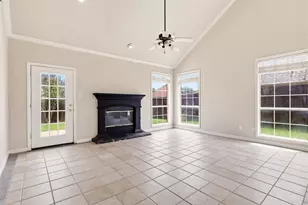 773 N Valley Pkwy, Lewisville, TX 75077 - Photo 8