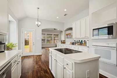 3737 Cottonwood Springs Drive, The Colony, TX 75056 - Photo 4