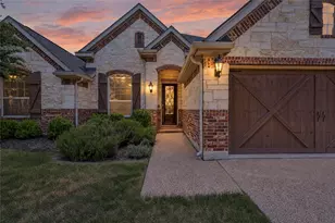 2721 Driftwood Crk Trl, Celina, TX 75078 - Photo 1