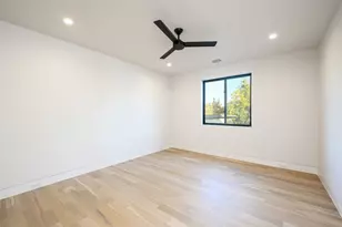 10142 Coppedge Ln, Dallas, TX 75229 - Photo 30