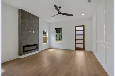 [Address not provided], Dallas, TX 75215 - Photo 2