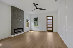 [Address not provided], Dallas, TX 75215 - Photo 2
