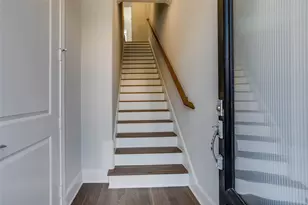639 Baugh Dr, Irving, TX 75039 - Photo 2