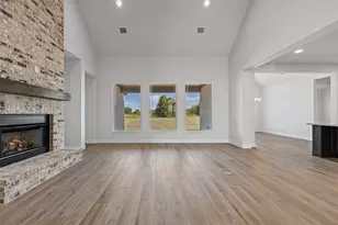 157 Lila Lk Dr, Waxahachie, TX 75165 - Photo 6