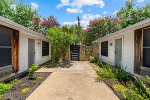 1405 Speight Ave, Waco, TX 76706 - Photo 2