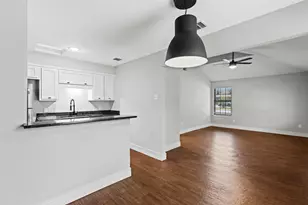 1405 Speight Ave, Waco, TX 76706 - Photo 10