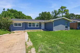 2715 Cary Dr, Mesquite, TX 75150 - Photo 2