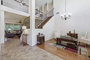 4008 Falcon Ridge Dr, Haltom City, TX 76137 - Photo 6
