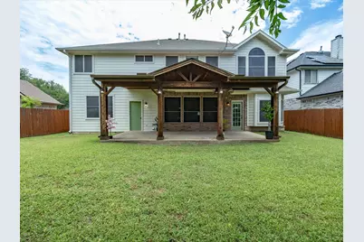 4008 Falcon Ridge Drive, Haltom City, TX 76137 - Photo 32
