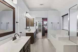 4008 Falcon Ridge Dr, Haltom City, TX 76137 - Photo 20