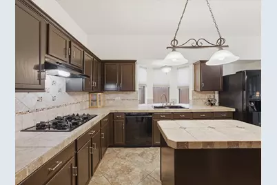 4008 Falcon Ridge Drive, Haltom City, TX 76137 - Photo 12