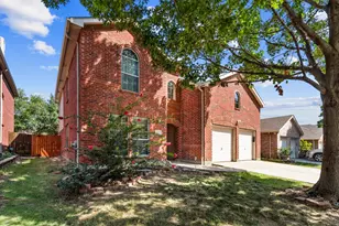 2217 Eisenhower Dr, McKinney, TX 75071 - Photo 2