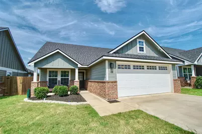429 Travis Drive, McGregor, TX 76657 - Photo 1