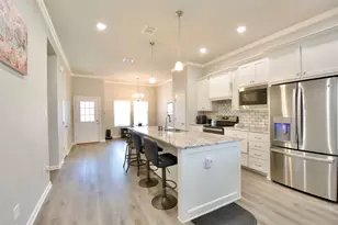 429 Travis Dr, McGregor, TX 76657 - Photo 10