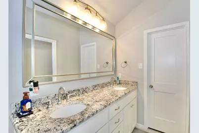 429 Travis Drive, McGregor, TX 76657 - Photo 20