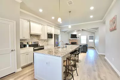 429 Travis Drive, McGregor, TX 76657 - Photo 12
