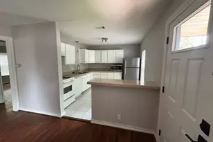 4233 Alamo Ave, Fort Worth, TX 76107 - Photo 2