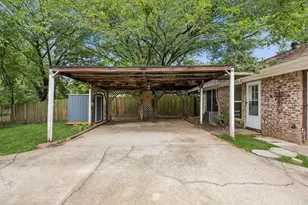 118 E Denton Dr, Euless, TX 76039 - Photo 30