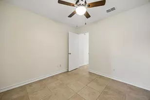 118 E Denton Dr, Euless, TX 76039 - Photo 20