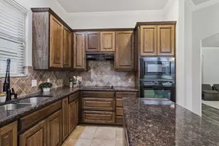 4416 Logan Cir, Granbury, TX 76049 - Photo 12