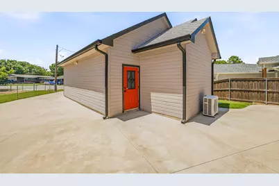 4323 Basswood Court, Granbury, TX 76049 - Photo 26