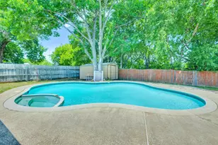 1832 Steinburg Ln, Fort Worth, TX 76134 - Photo 22