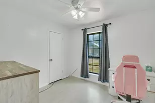1832 Steinburg Ln, Fort Worth, TX 76134 - Photo 10