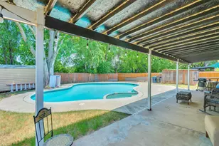 1832 Steinburg Ln, Fort Worth, TX 76134 - Photo 24