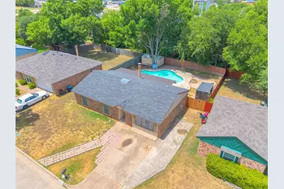 1832 Steinburg Lane, Fort Worth, TX 76134 - Photo 2