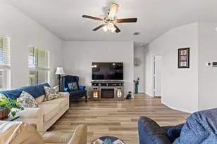 10805 Peperak Ct, Waco, TX 76708 - Photo 8