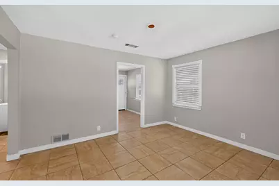 [Address not provided], Grand Prairie, TX 75051 - Photo 24