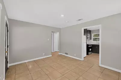 [Address not provided], Grand Prairie, TX 75051 - Photo 8