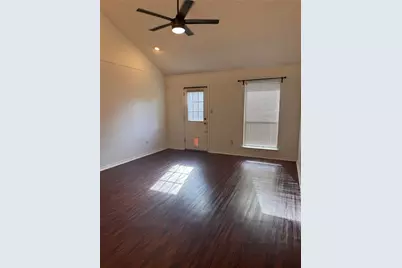3304 Scarlet Oak Court, Farmers Branch, TX 75234 - Photo 16