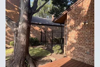 3304 Scarlet Oak Court, Farmers Branch, TX 75234 - Photo 12