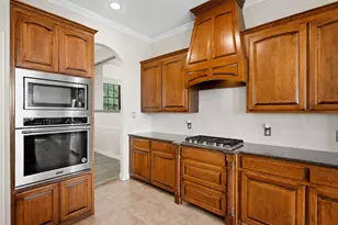 1009 Summerlin Dr, Granbury, TX 76048 - Photo 12