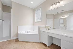 1009 Summerlin Dr, Granbury, TX 76048 - Photo 20
