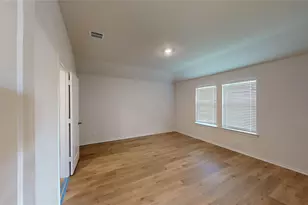 13153 Enclave Pkwy, Providence Village, TX 76227 - Photo 14