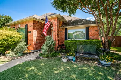 10705 Raleigh Drive, Frisco, TX 75035 - Photo 2